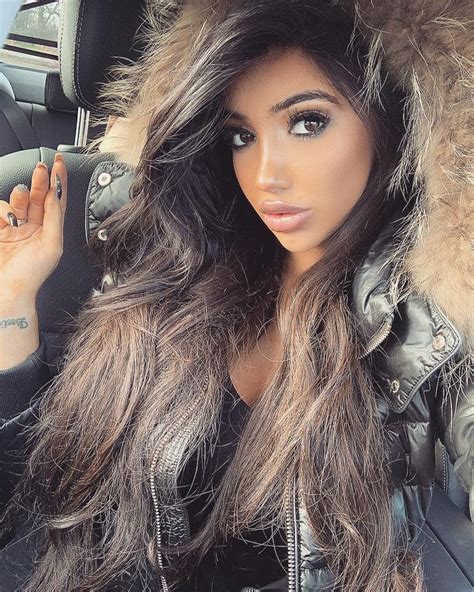 CHLOE KHAN (@chloe.khan) • Instagram photos and videos.